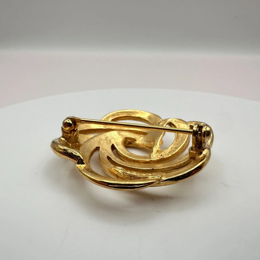 Vintage 80s Napier Gold Tone Abstract Swirl Motif Statement Brooch Pin Jewelry